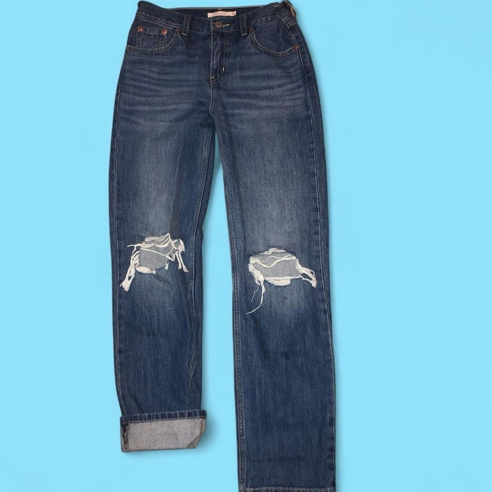 Classic Boyfriend Distressed blue Jeans